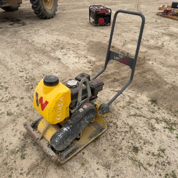 #3656 • WASKER VP1550