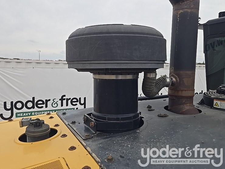 2015-caterpillar-12m3-image-76