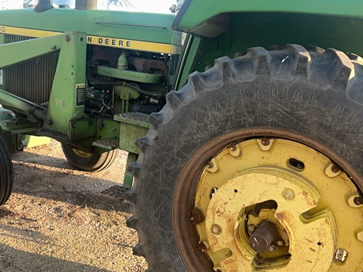 john-deere-4430-image-25