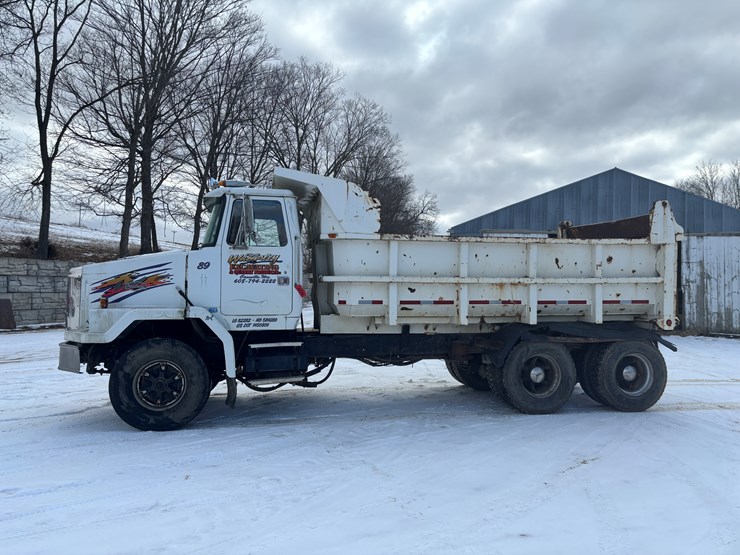 1989-cummins-855-image-2