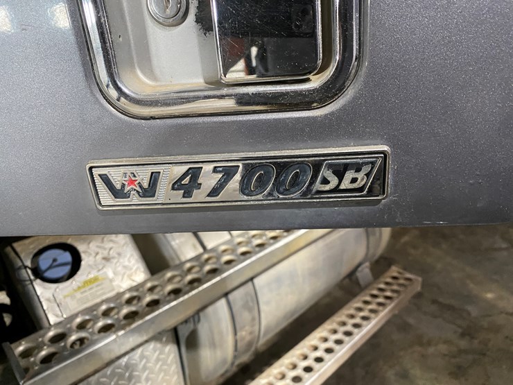 2019-western-star-4700sb-image-43