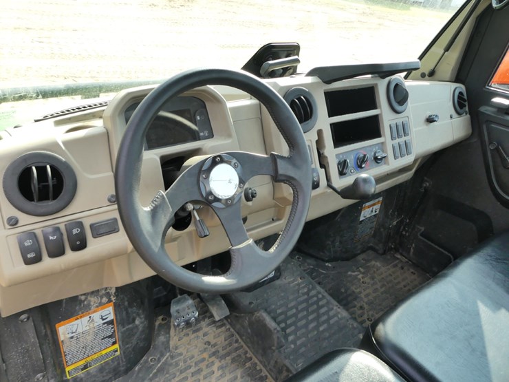 john-deere-gator-image-10