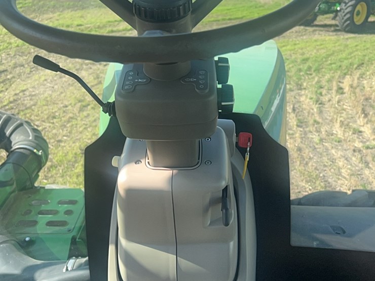 2016-john-deere-9520r-image-144