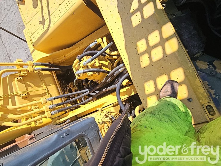 2007-komatsu-pc300-lc-image-28