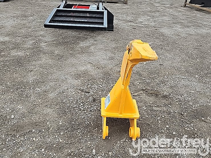 caterpillar-305-image-8