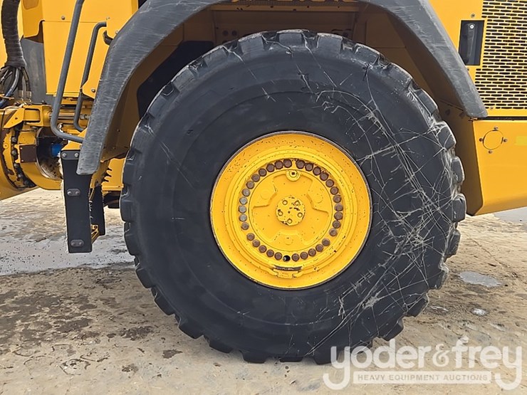 2019-deere-460e-image-15