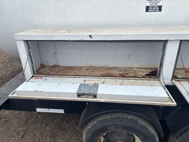 homemade-fuel-trailer-image-21