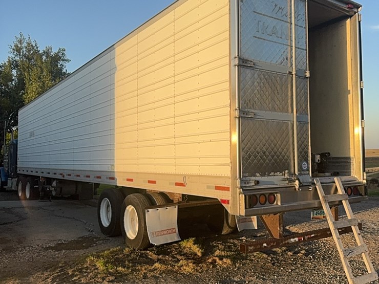 1996-sprayer-trailer,-48’,-fully-equipped-with-three-mixing-cones,-two-pumps,-hoses-,-four--1650-gallon-poly-tanks,-fully-plumbed,-complete-sprayer-setup,-ready-to-use-image-35