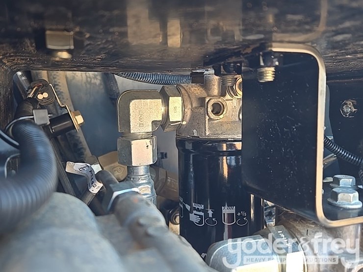 2018-deere-700k-image-67