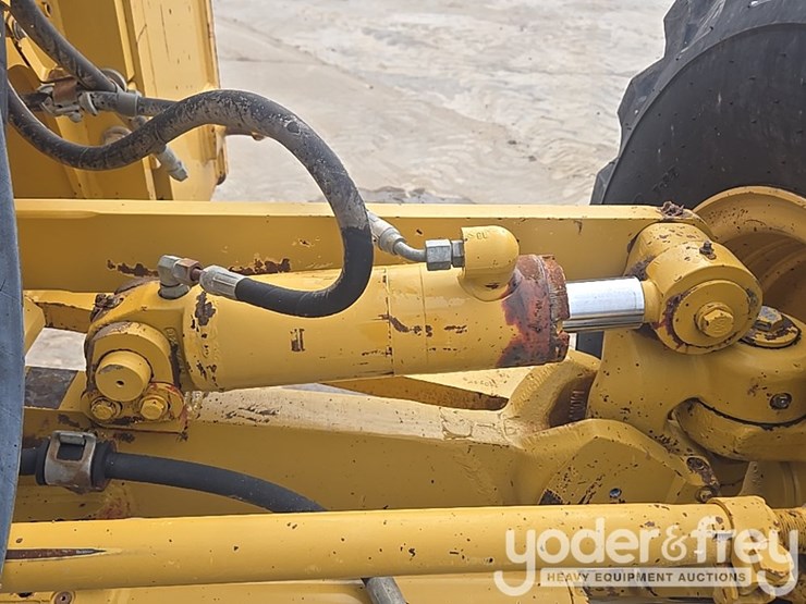 2009-caterpillar-140m-vhp-plus-image-45