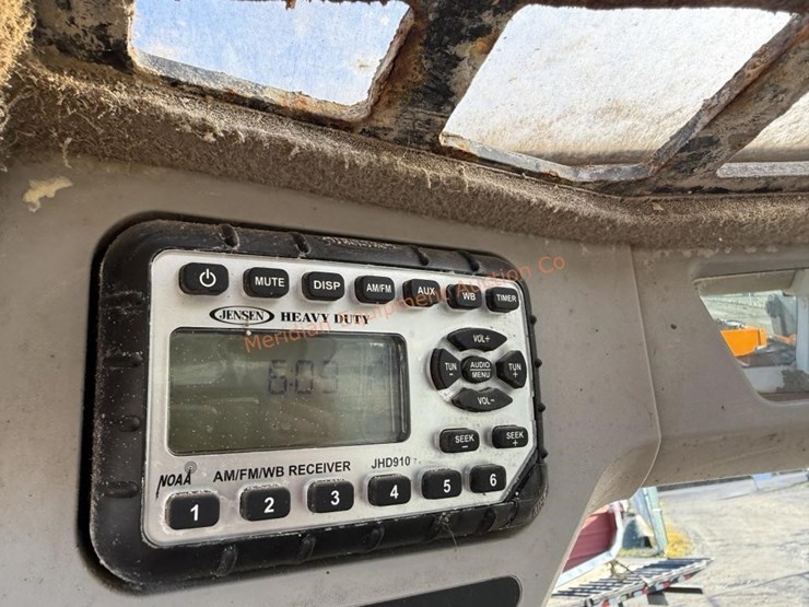 2012-jcb-260-eco-image-39