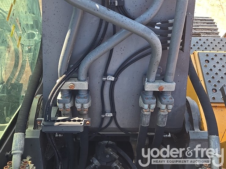 2017-volvo-ec350el-image-56