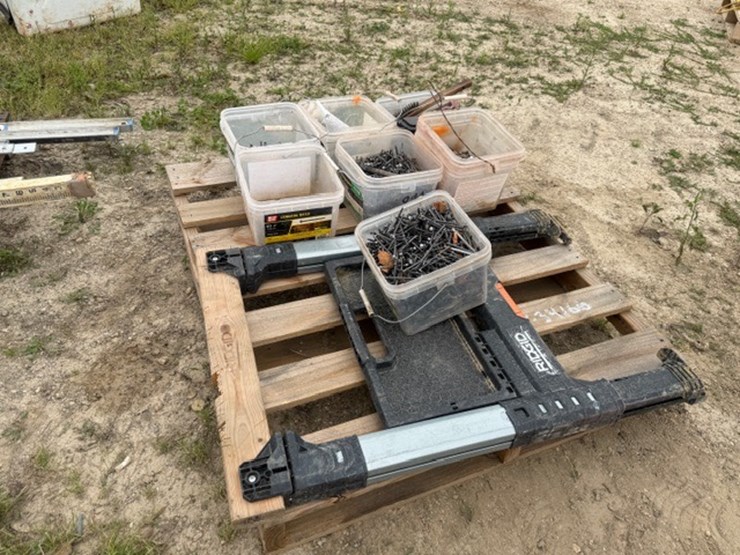 #34166-•-nails-and-rigid-stands-image-2