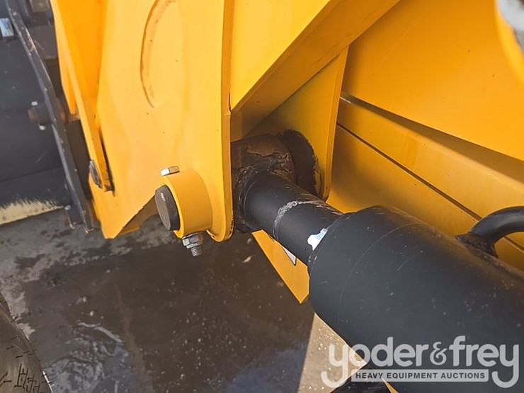 2017-jcb-3cx-image-36