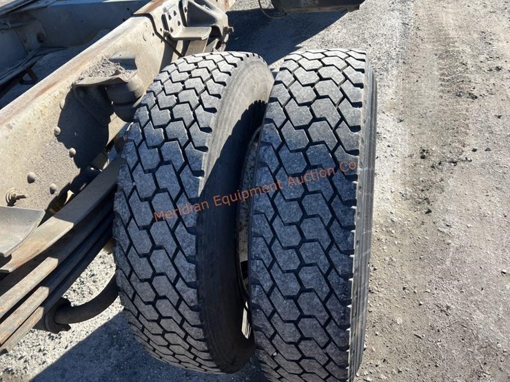 1990-caterpillar-3116-image-16