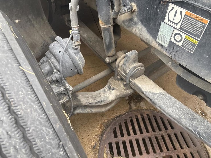 2019-peterbilt-579-image-47