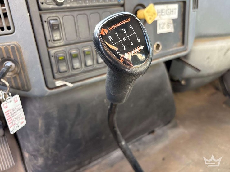 2003-international-durastar-4300-image-49