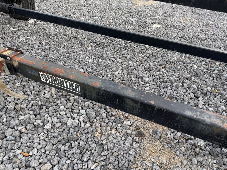 #40979-•-frontier-31'-header-trailer-image-20