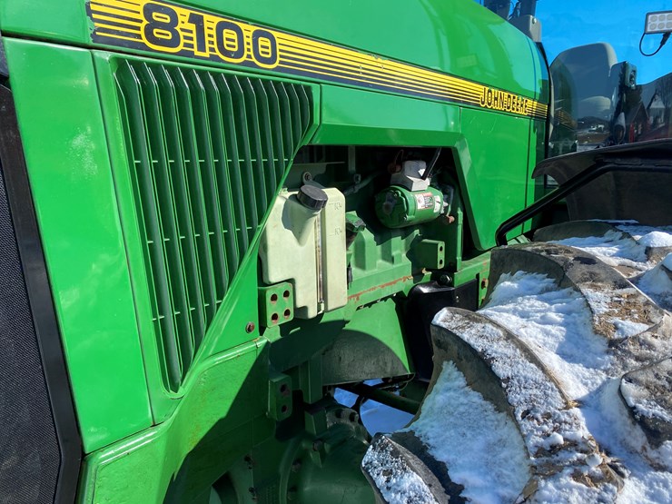 john-deere-8100-image-29