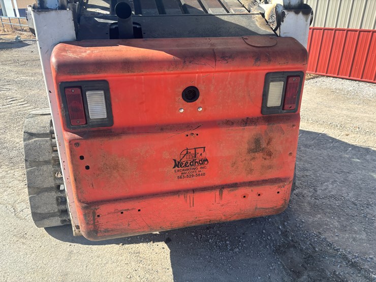 2007-bobcat-t300-image-10