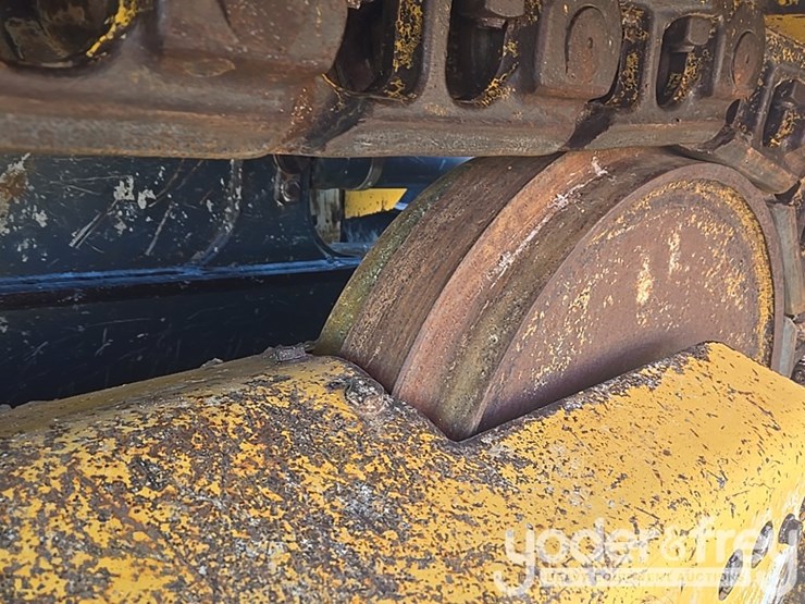 2018-deere-700k-image-26