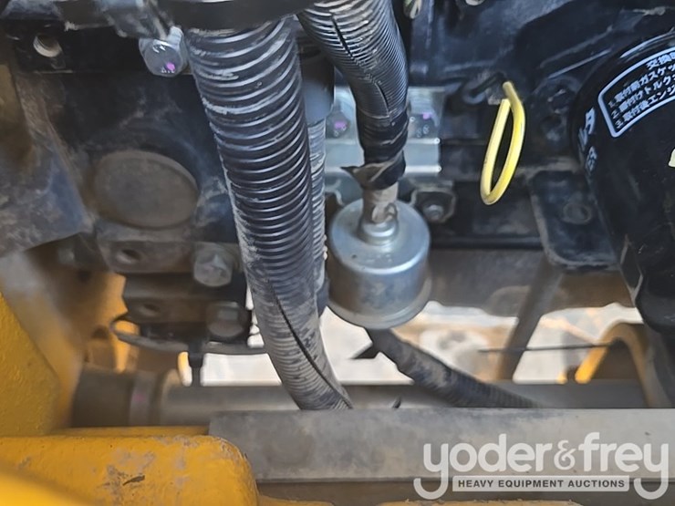 2020-deere-35g-image-67