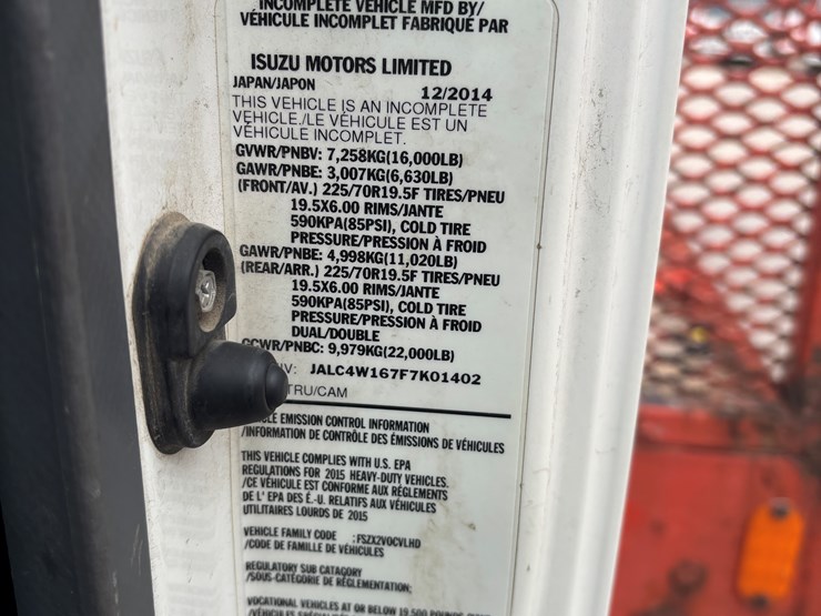 2015-isuzu-npr-xd-image-63