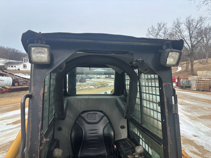 2009-caterpillar-252b2-image-44