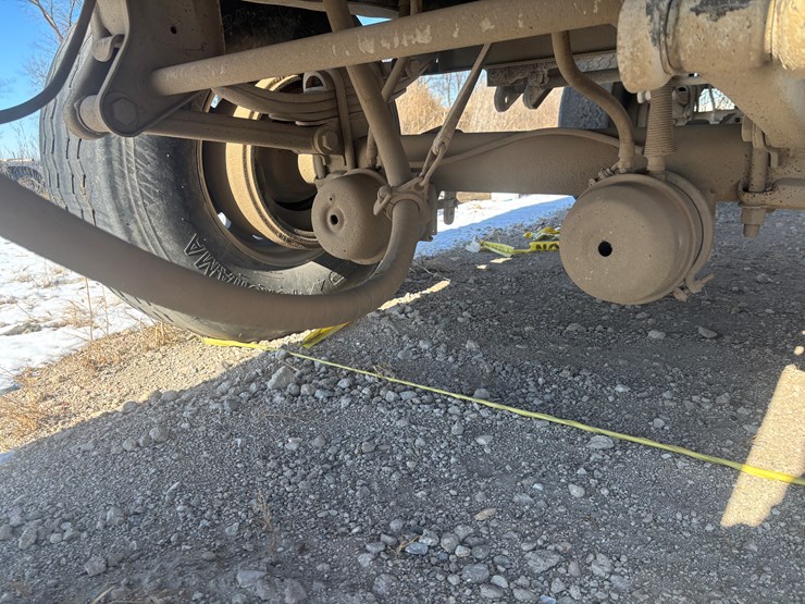 #2292-•-1991-cornhusker-pup-trailer-image-23