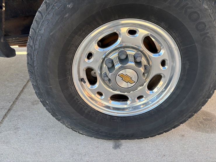 2002-chevrolet-2500-image-66