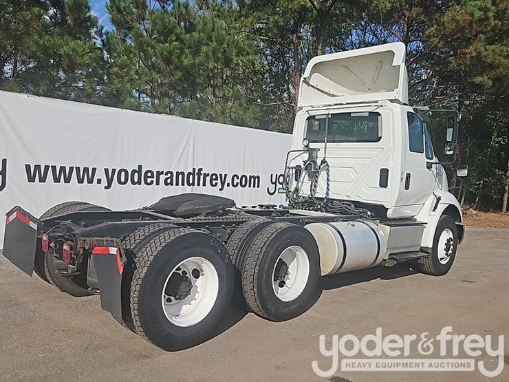 2017-international-8600-image-5