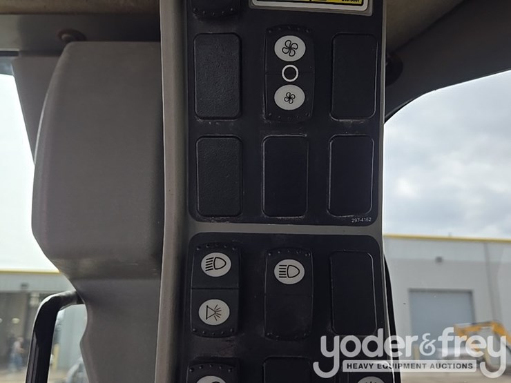 2009-caterpillar-140m-vhp-plus-image-100