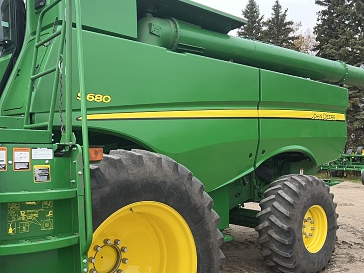 2014-john-deere-s680-image-32