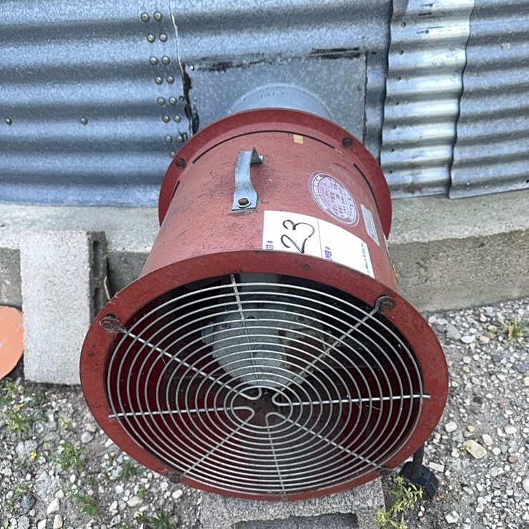 Bin fan,1.5 hp, 220 single phase ￼