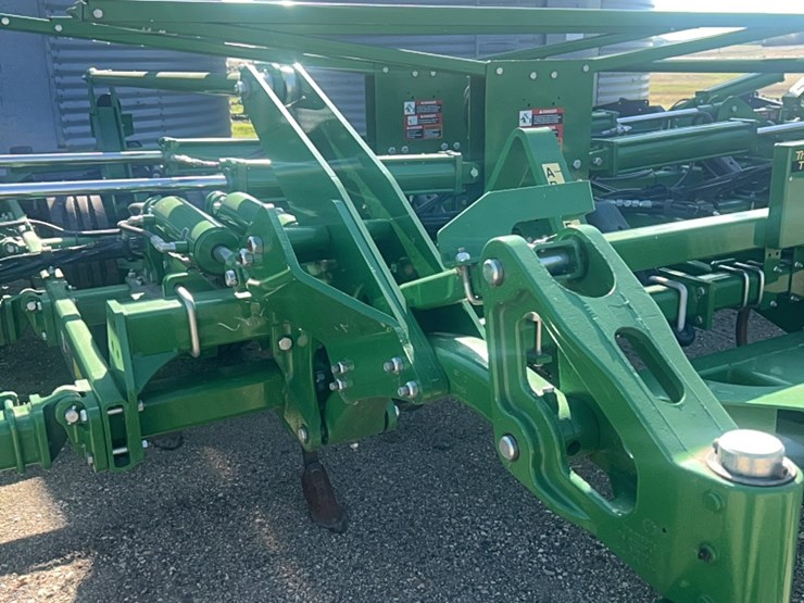 2022-john-deere-52-image-82