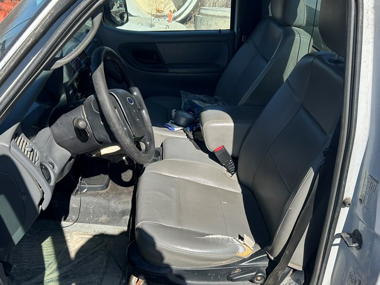 2011-ford-ranger-image-39