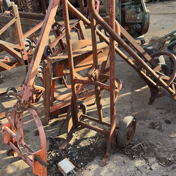 #94 • 3-barrel dollies one with no wheels