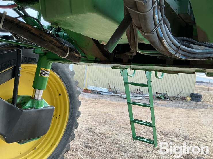 2014-john-deere-4830-image-13