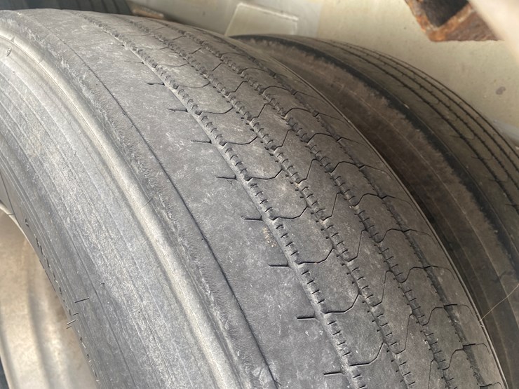 1990-walker-tanker-image-13