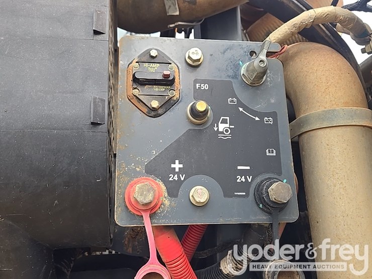 2019-deere-460e-image-65