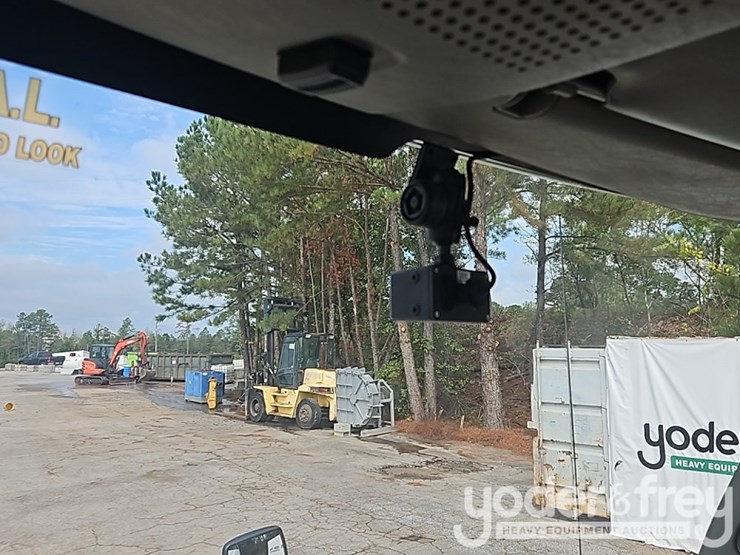 2017-international-8600-image-54