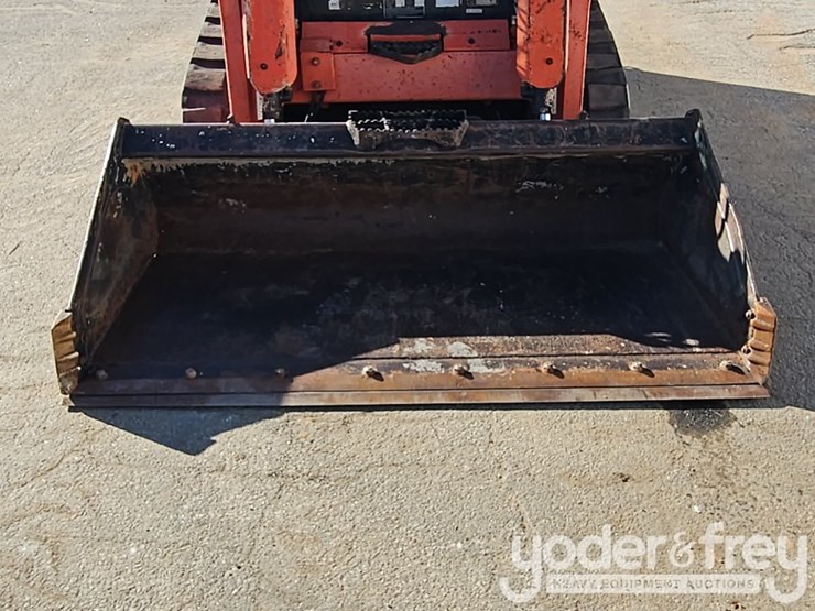 2017-kubota-svl75-2-image-10