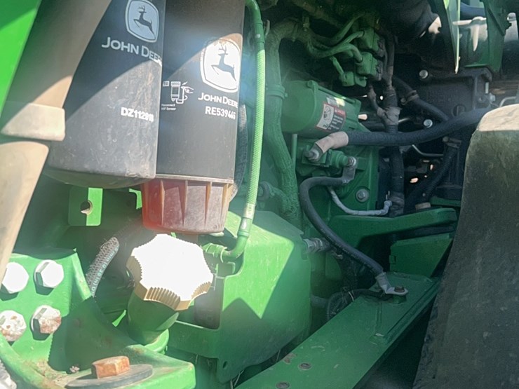 2016-john-deere-9520r-image-116