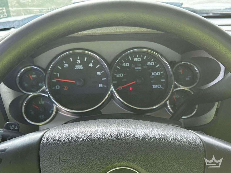 2009-gmc-sierra-2500-image-14