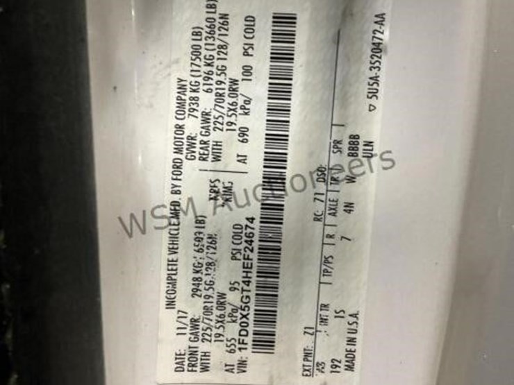 2017-ford-f550-image-17