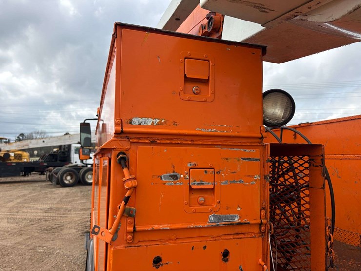 2004-international-durastar-4300-image-25