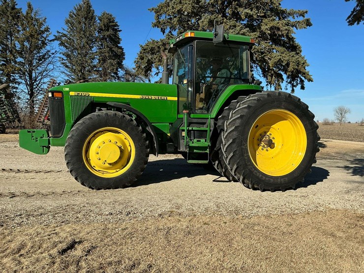 1997-john-deere-8300-image-2