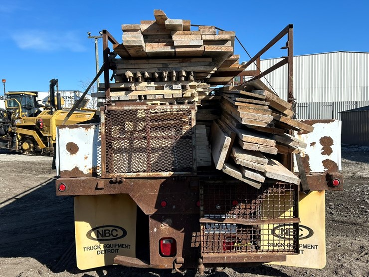 2005-ford-f550-image-4