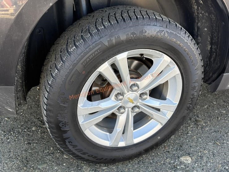 2015-chevrolet-equinox-lt-image-12