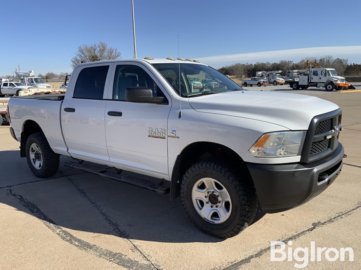 2017-dodge-2500-image-3